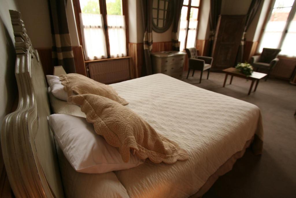 Domaine De Villeray 4* Condeau